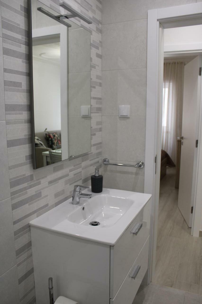 Sun & Wave Apartment II Nazare Bagian luar foto